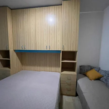 Holiday home Group In With Parking *